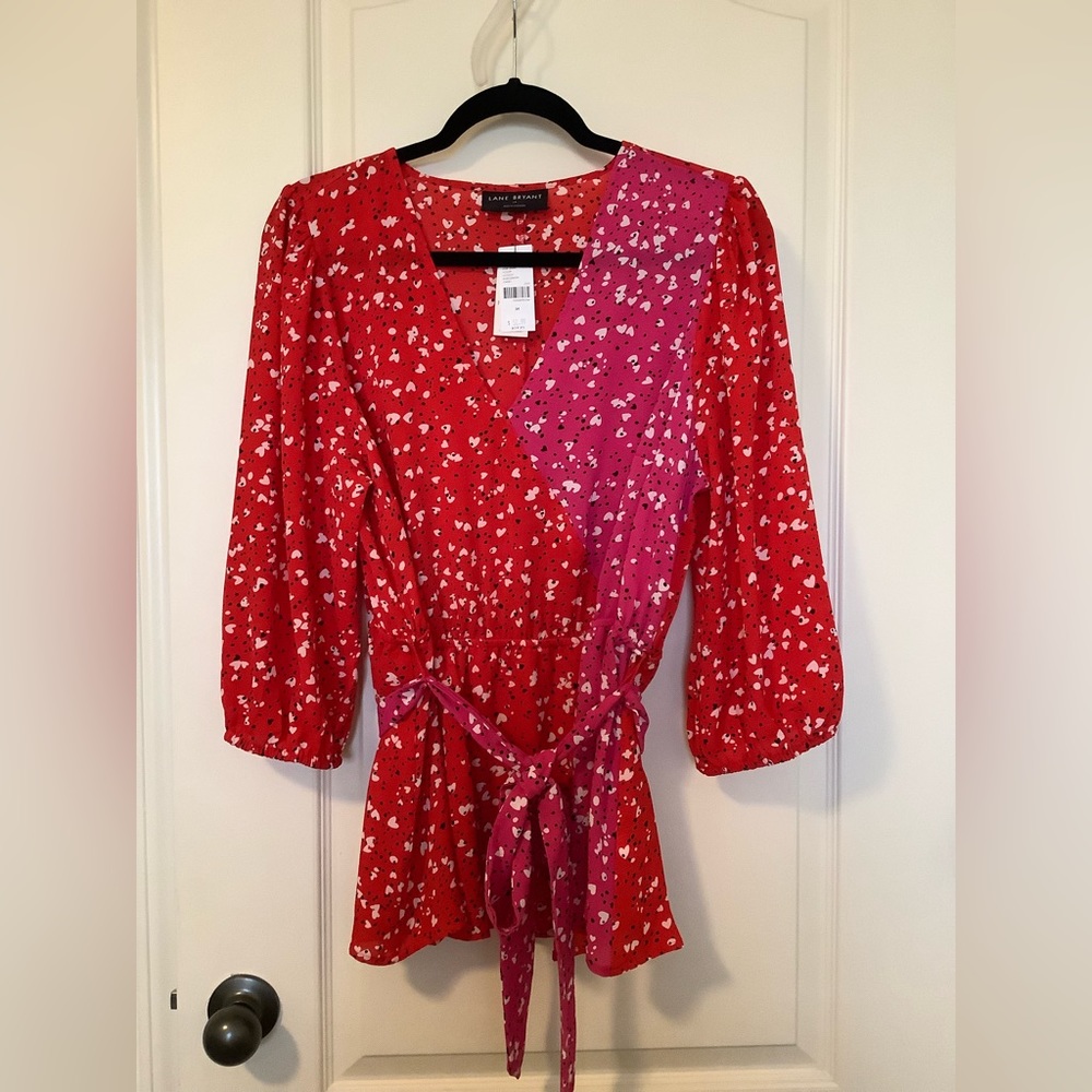 NWT Lane Bryant heart pattern top with belt